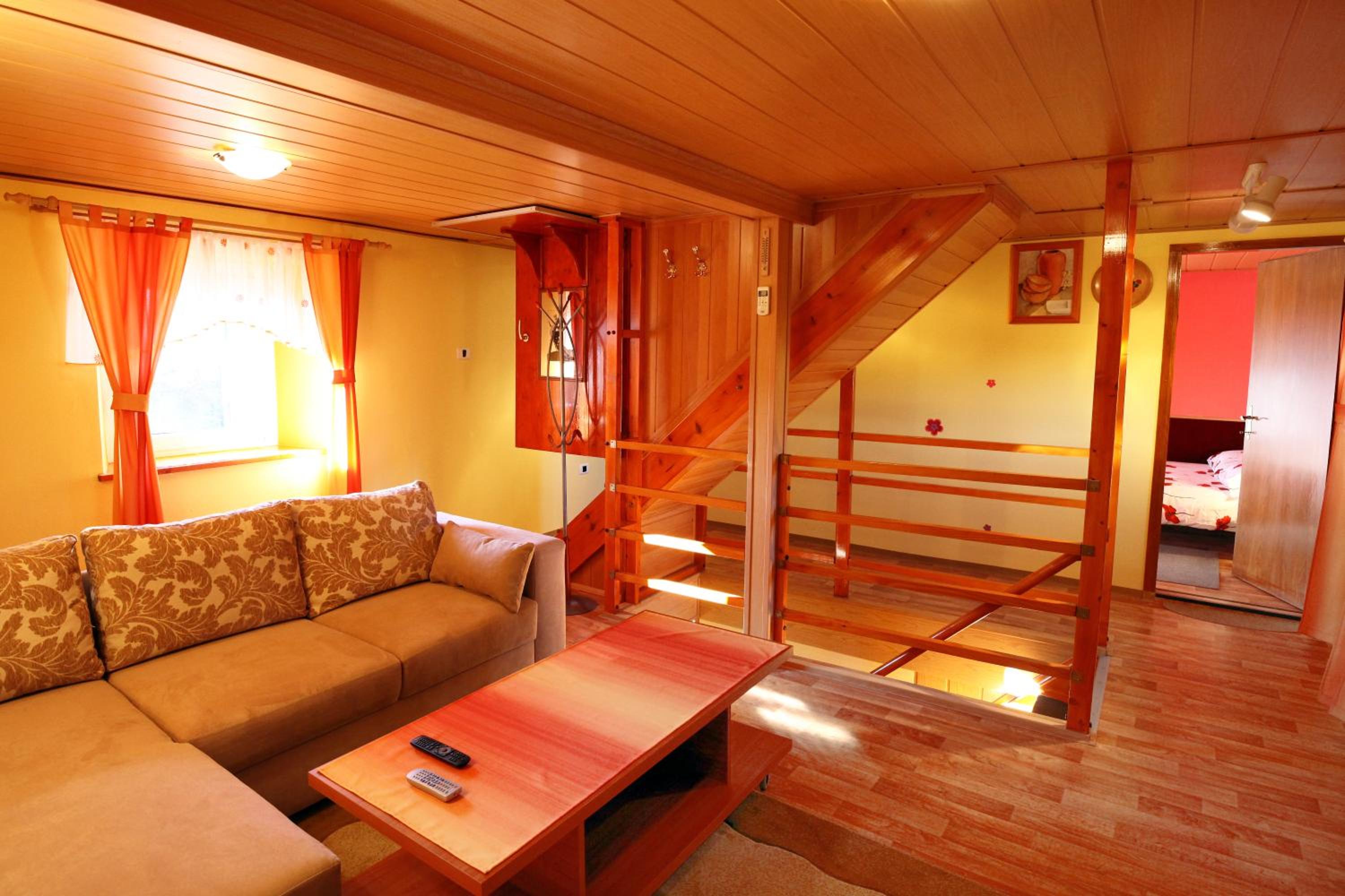 Forest Hideaway Suites STAR view 3