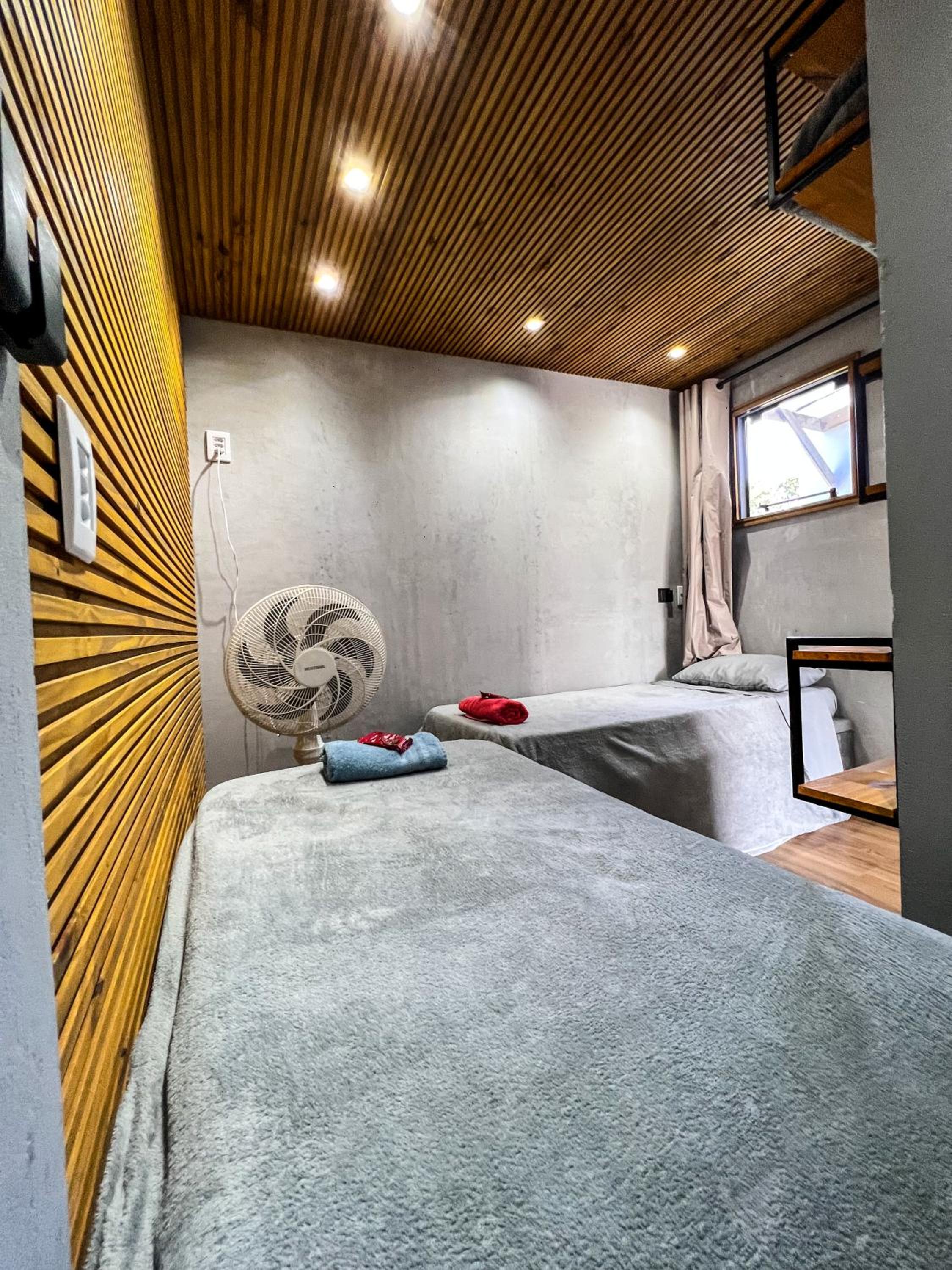 Casa Conceito com Jacuzzi, Vista e Ar na Praia do Rosa