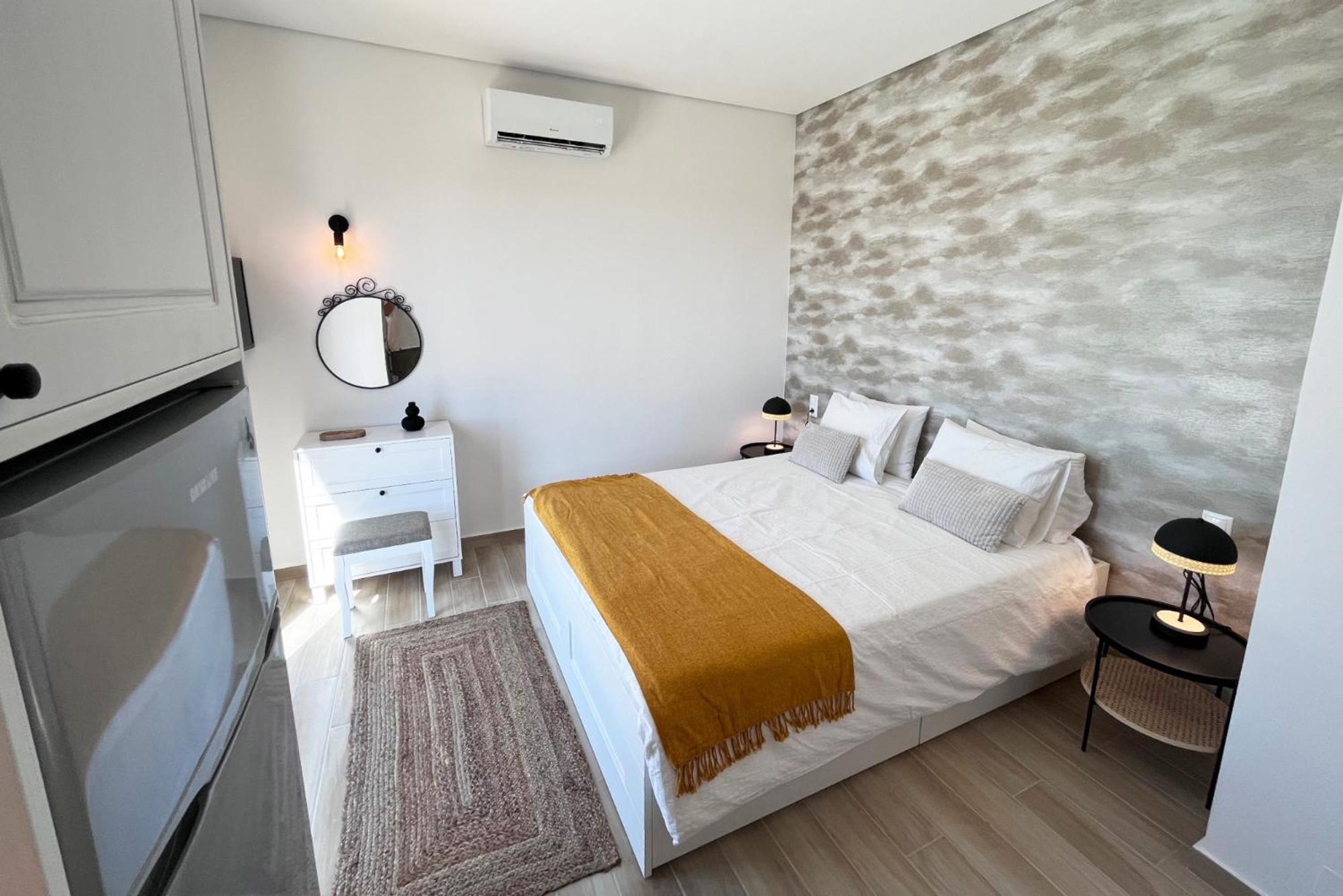 Romance at brand new Villa Dionysos w heated pool — photo 2