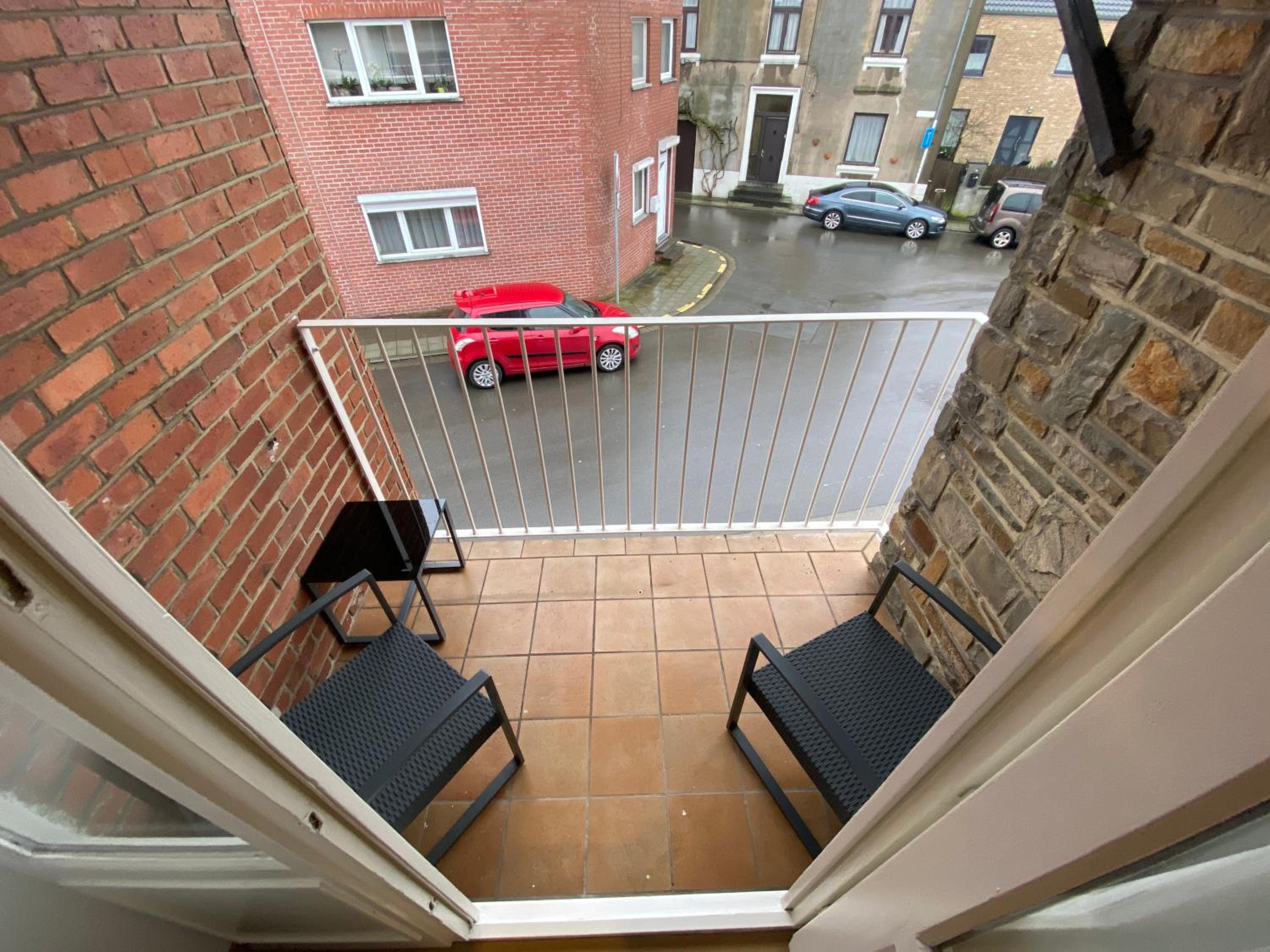 D-012 Bel appart et balcon climatisé parking privé gratuit sur demande