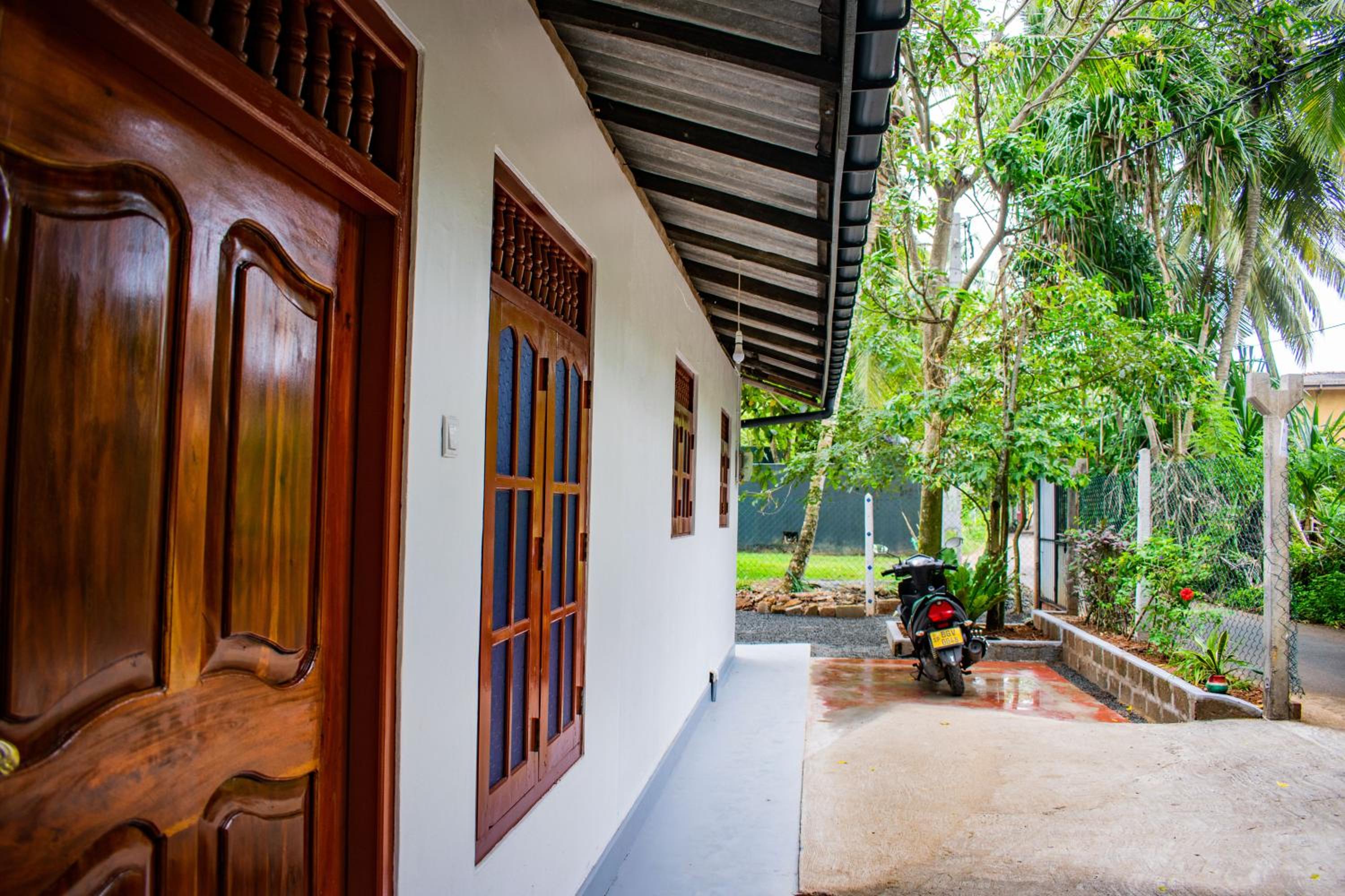Obawatta Villa Unawatuna view 2