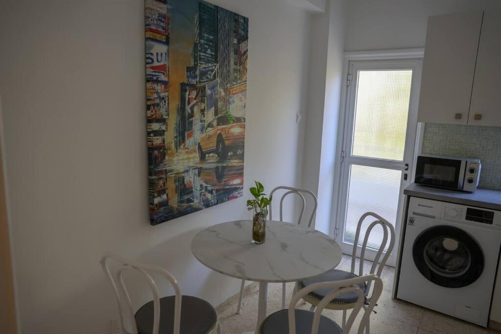 Cozy 2 Bdr Nicosia City Free Parking Wifi