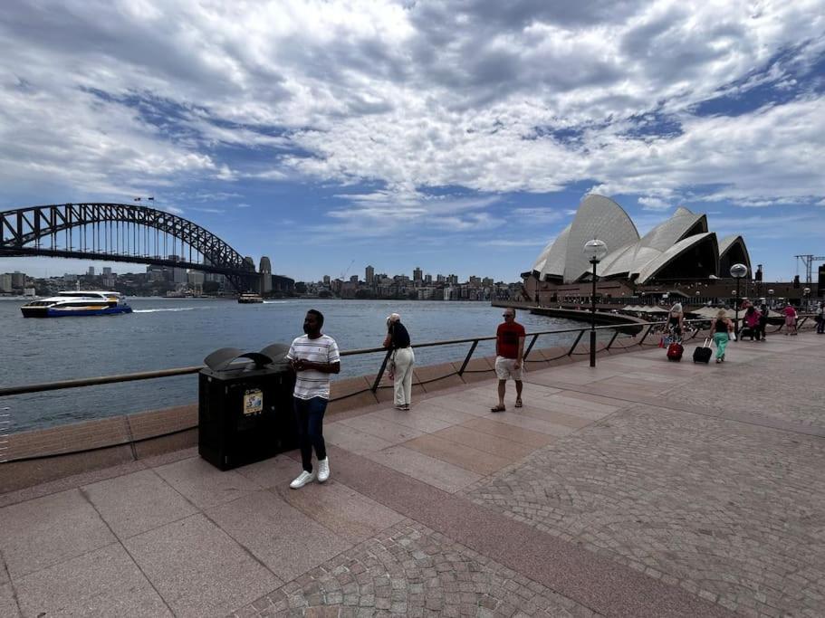 Classy Sleek Two Bedroom Apartment with Expansive River Views in the Heart of Sydney's Second CBD