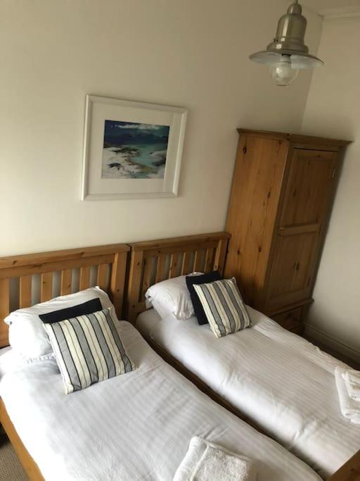 Millport Beach Apartment, Crichton St, sea views view 5