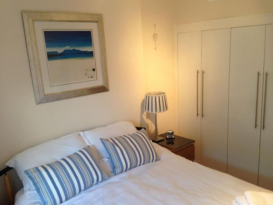 Millport Beach Apartment, Crichton St, sea views view 3