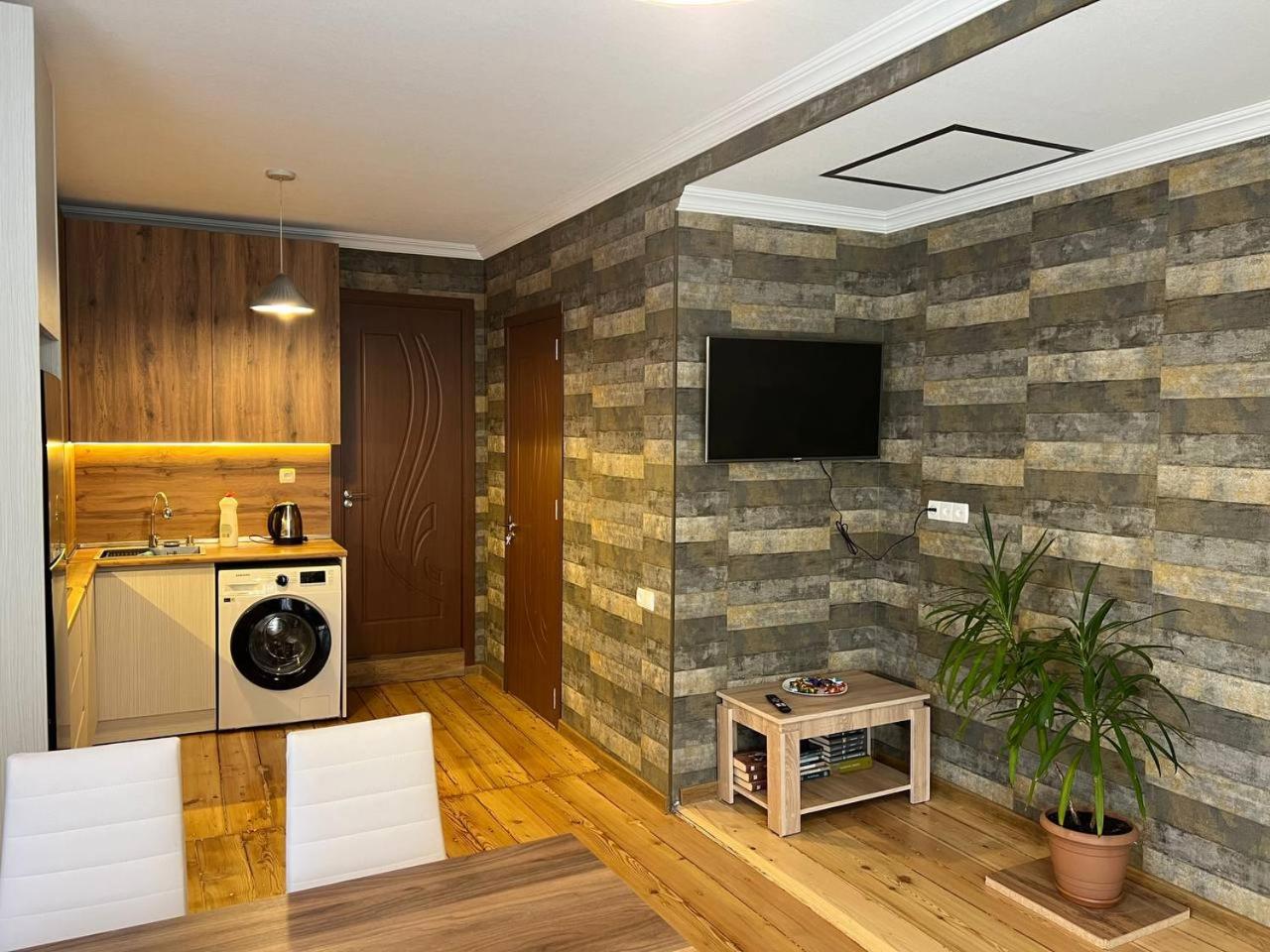 Urban Apartment Kazbegi view 3