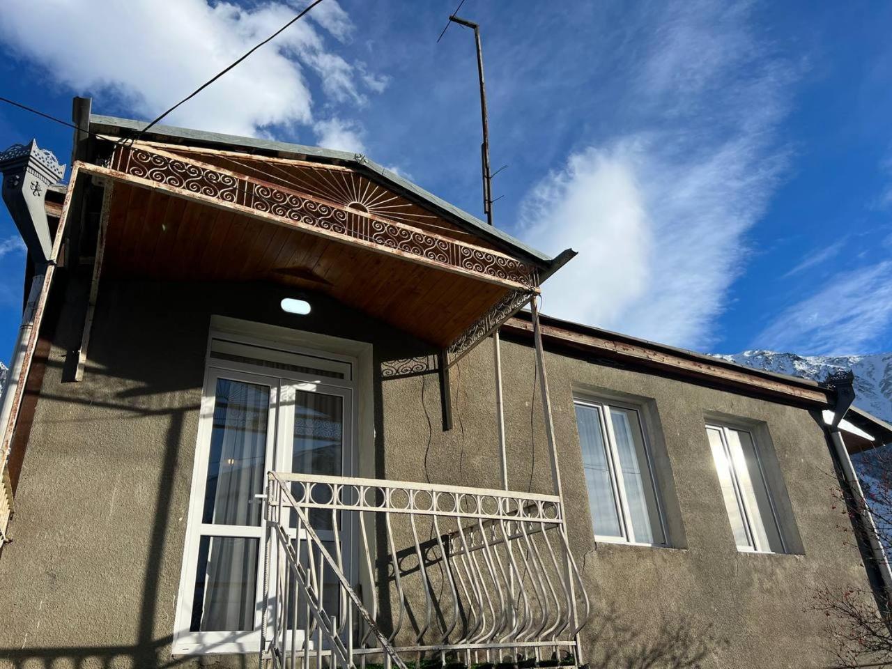 Urban Apartment Kazbegi view 5