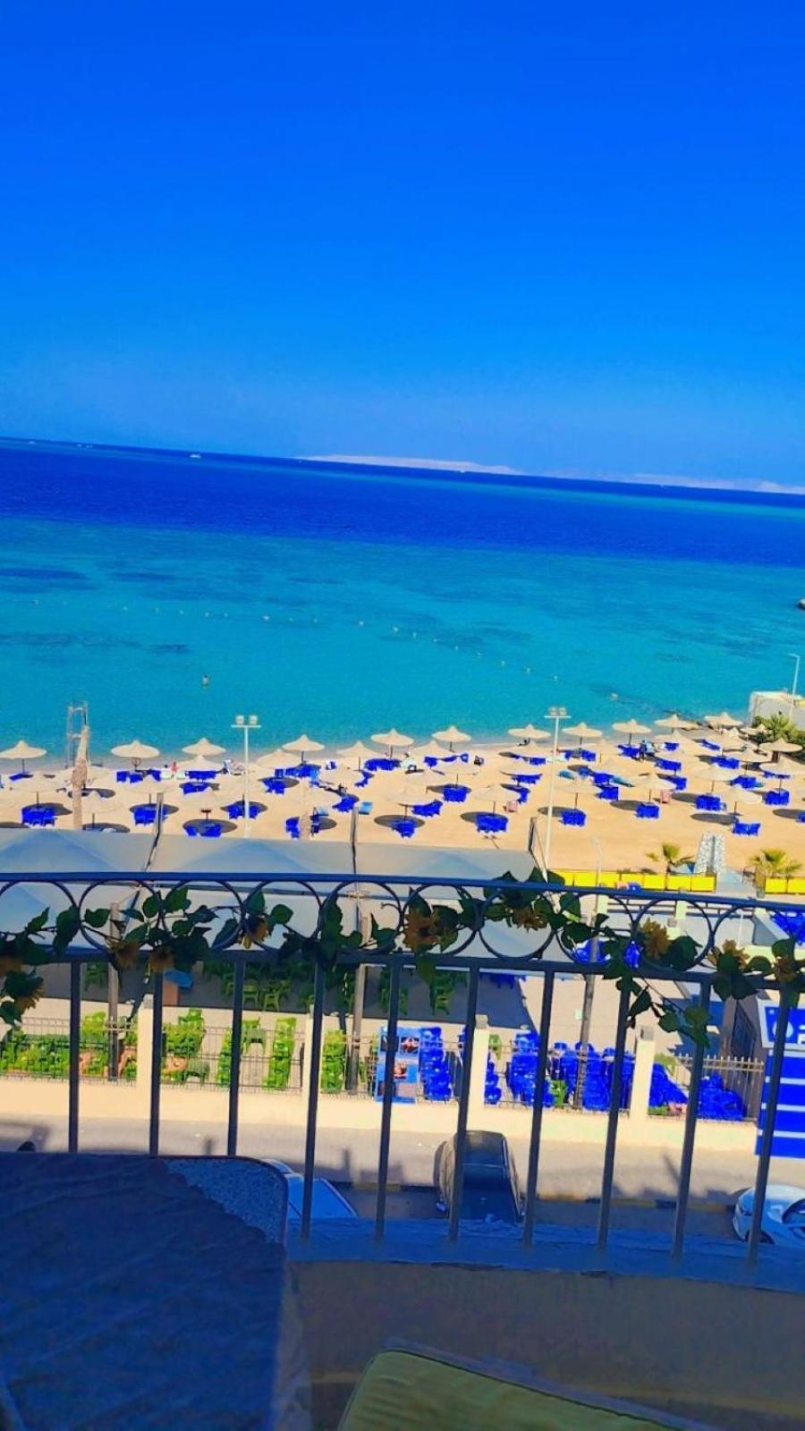 Evi's Infinity Sea View Apartment