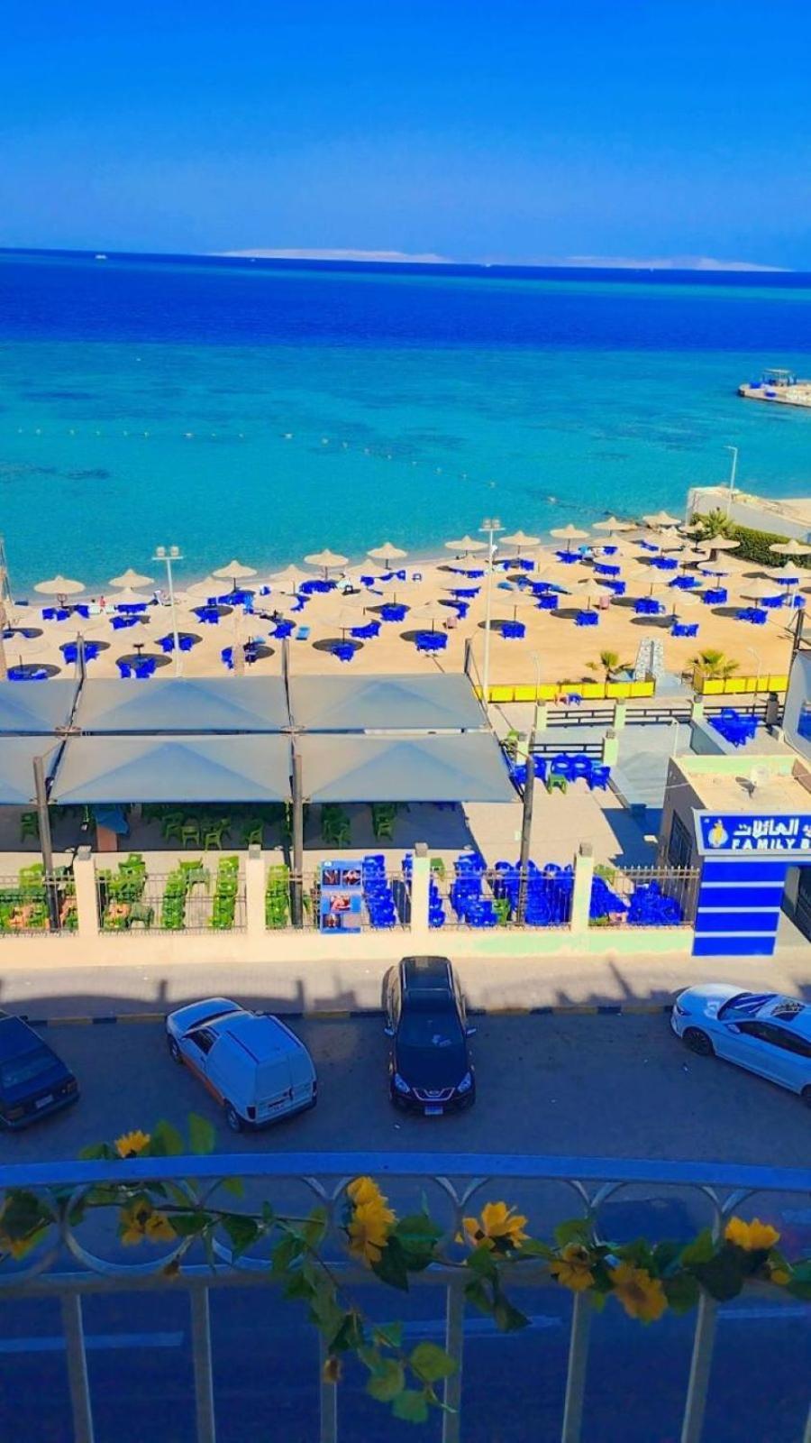 Evi's Infinity Sea View Apartment