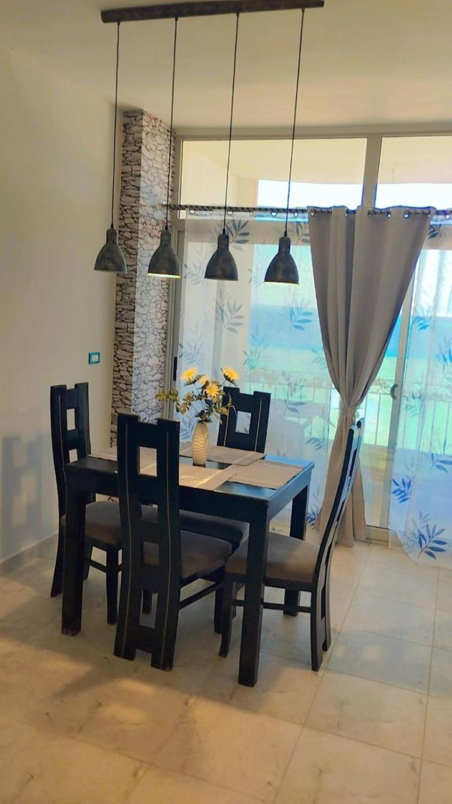 Evi's Infinity Sea View Apartment