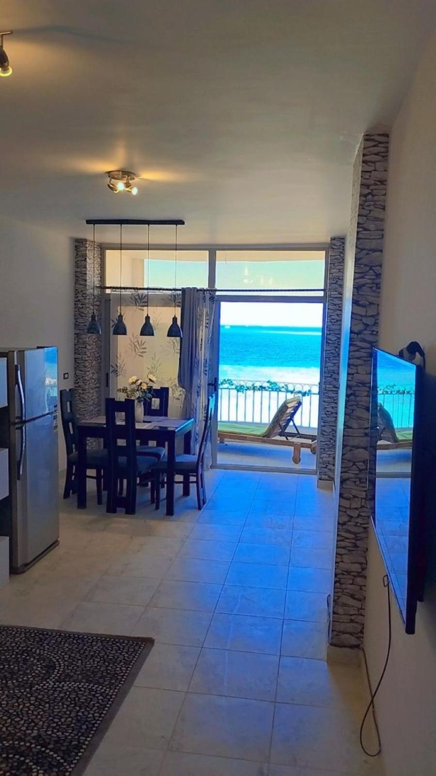 Evi's Infinity Sea View Apartment
