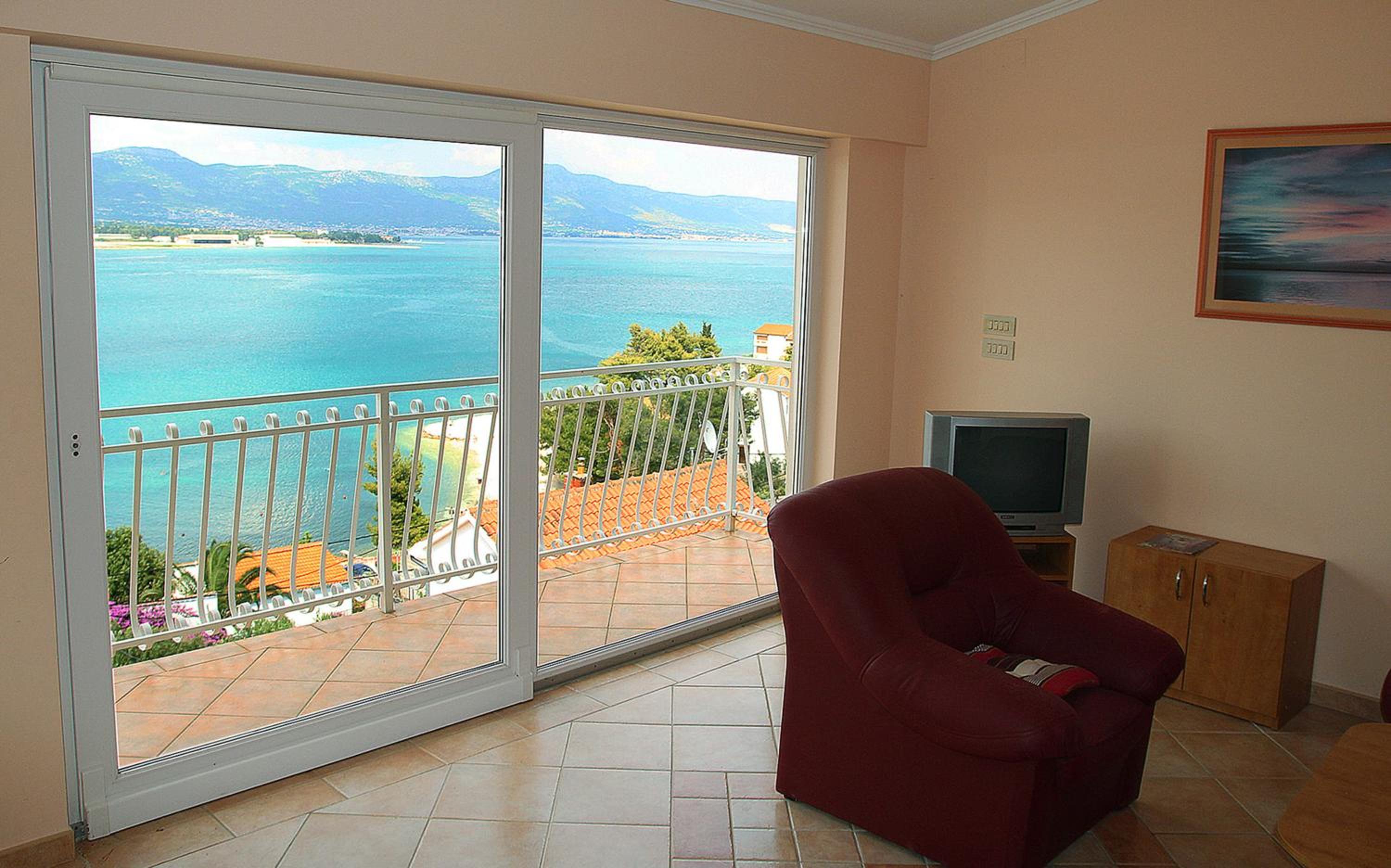 Antonio Apartments