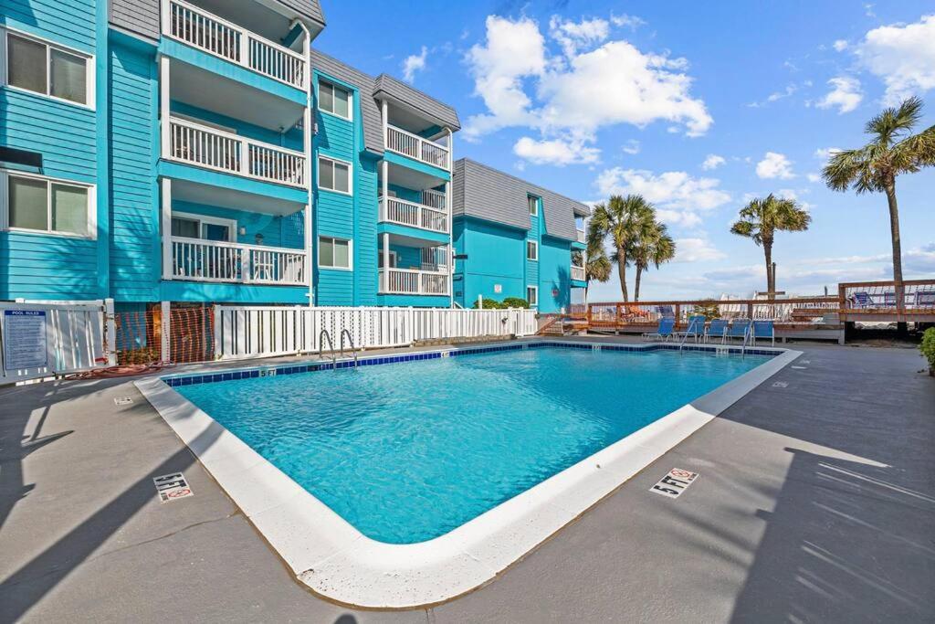 Winter Specials! Ocean View Garden City Condo