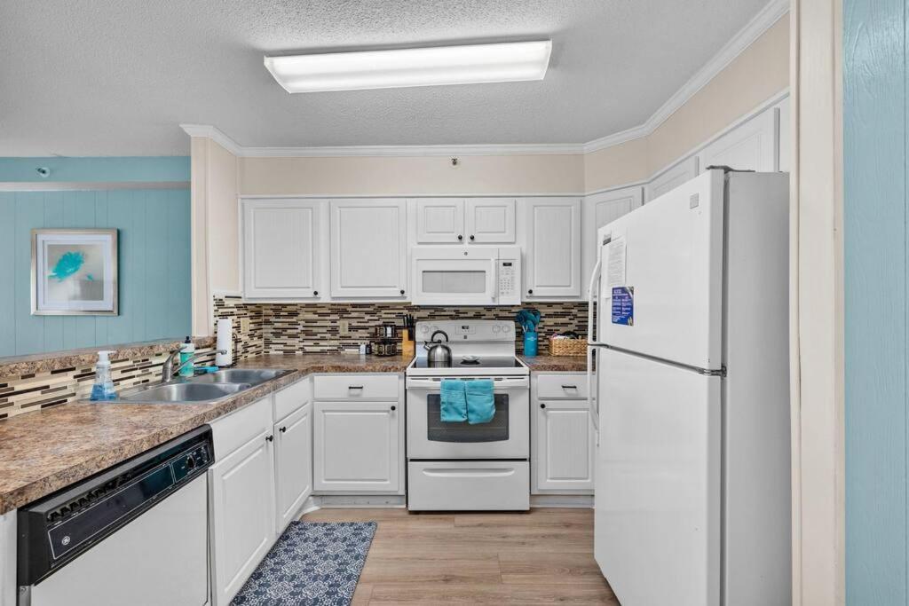 Winter Specials! Ocean View Garden City Condo