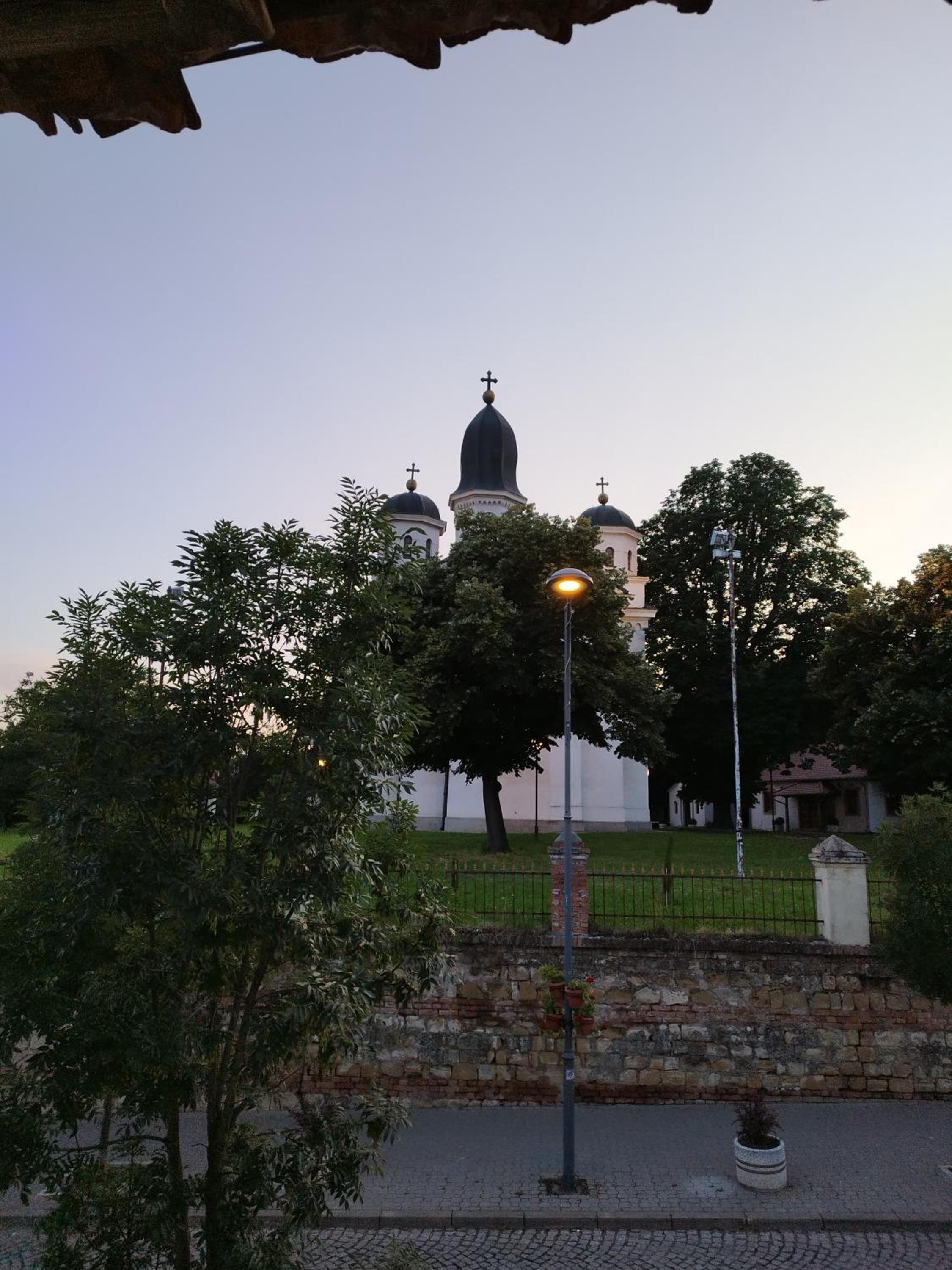 Apostolovic kuca kulturni spomenik u centru Grocke view 2