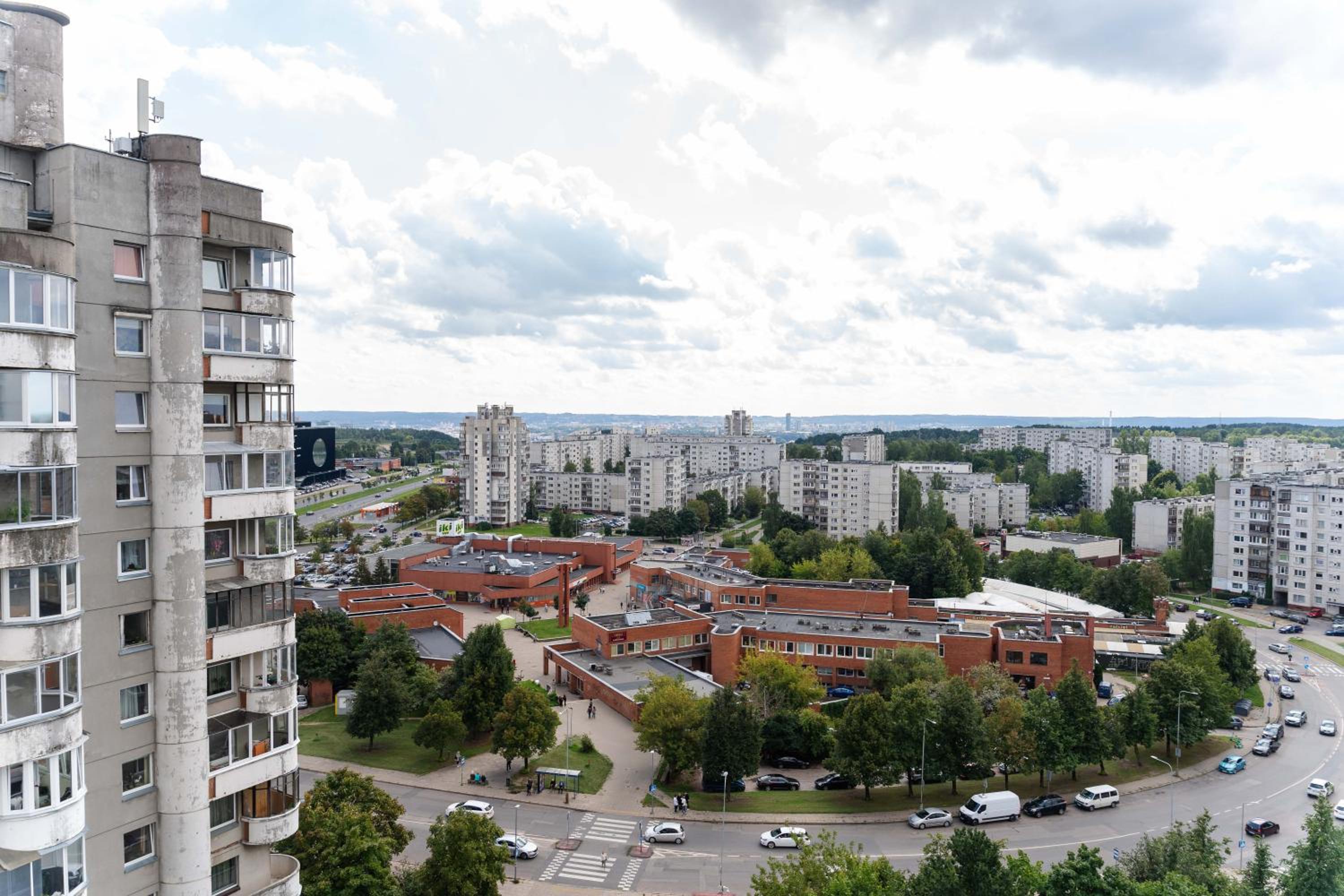 Šeškinės 61 Spacious Cozy Apartment view 3
