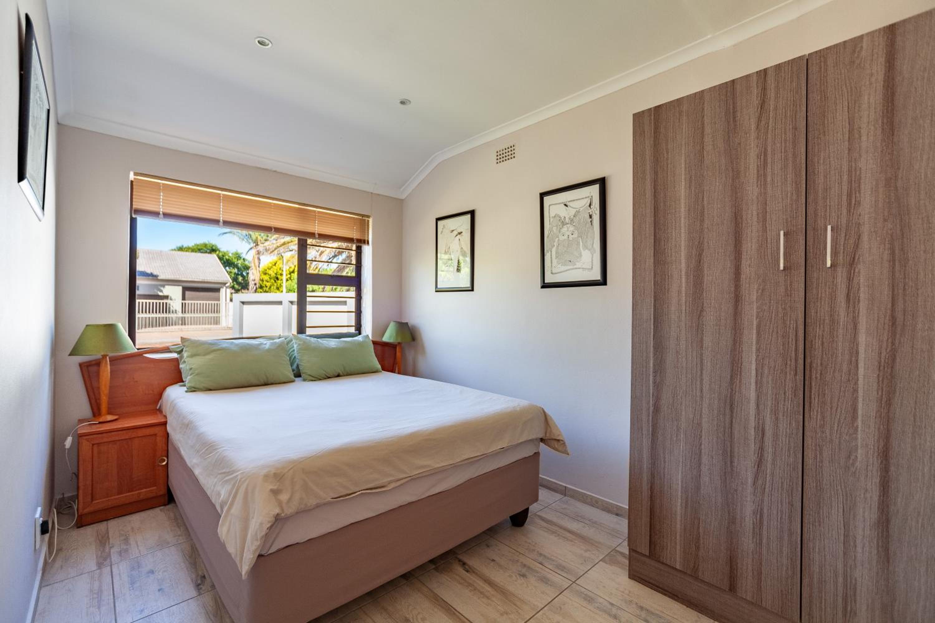 Modern Cozy Apartment Near Beach view 5
