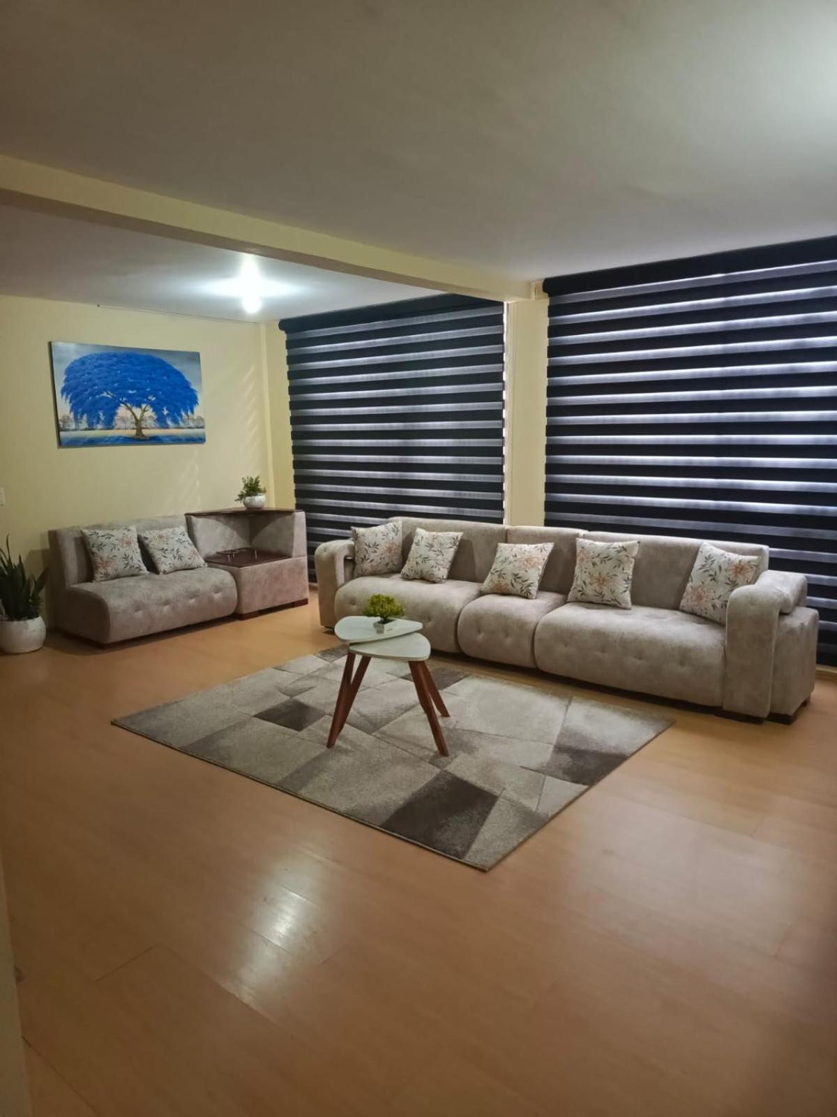 Departamento completo cerca de Embajada Americana