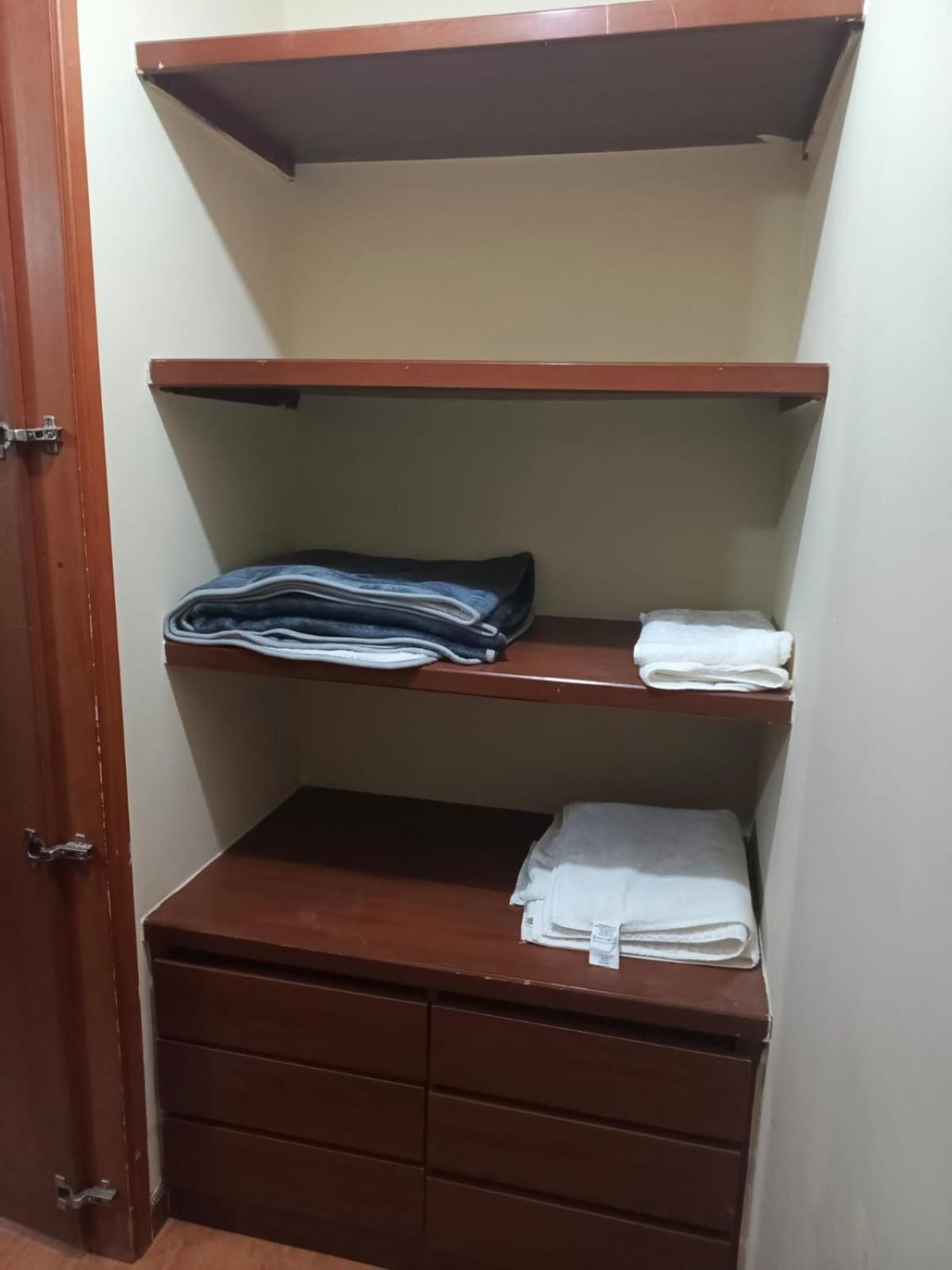 Departamento completo cerca de Embajada Americana