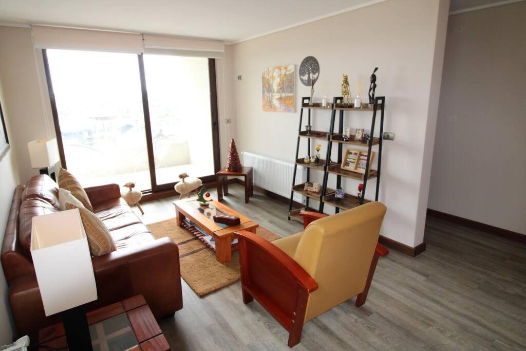 TuArriendoCL-B101 Depto con Hermosa Vista al Lago 4PAX 2D2B