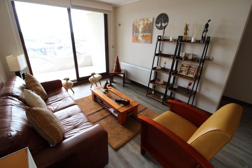 TuArriendoCL-B101 Depto con Hermosa Vista al Lago 4PAX 2D2B
