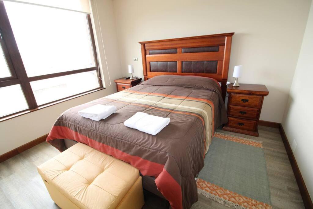 TuArriendoCL-B101 Depto con Hermosa Vista al Lago 4PAX 2D2B
