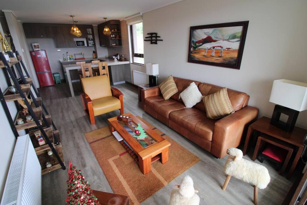 TuArriendoCL-B101 Depto con Hermosa Vista al Lago 4PAX 2D2B