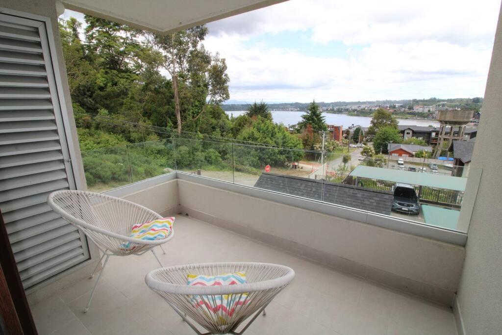 TuArriendoCL-B101 Depto con Hermosa Vista al Lago 4PAX 2D2B