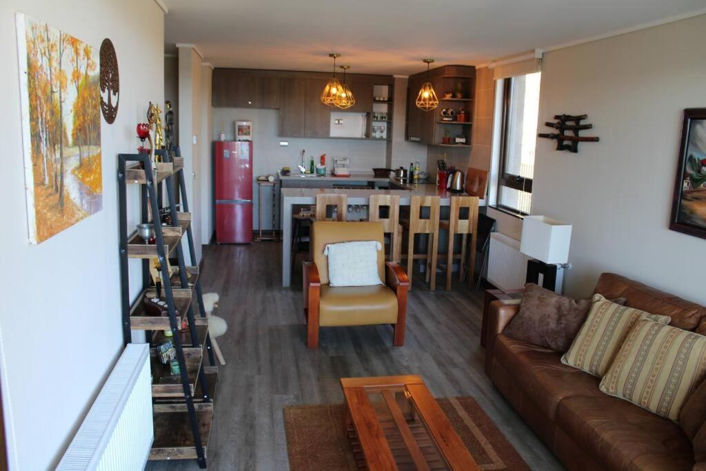 TuArriendoCL-B101 Depto con Hermosa Vista al Lago 4PAX 2D2B