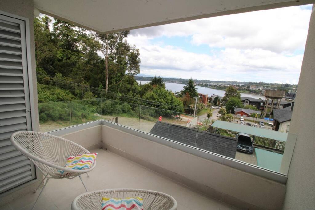 TuArriendoCL-B101 Depto con Hermosa Vista al Lago 4PAX 2D2B