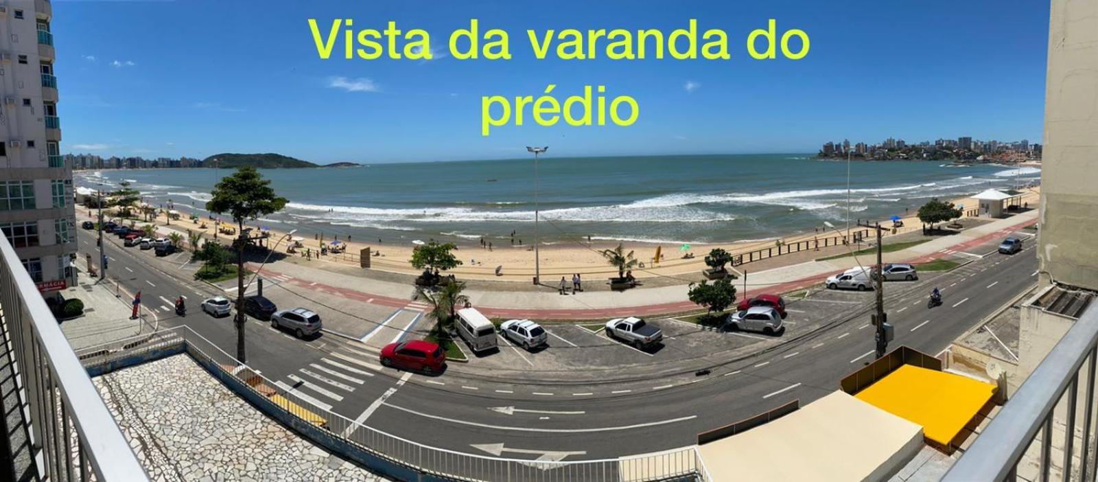 Flat Vista Mar 109 - Praia do Morro - prédio frente Mar - varanda com vista mar - elevador - atravessou a avenida, ja esta na Praia - internet - com garage