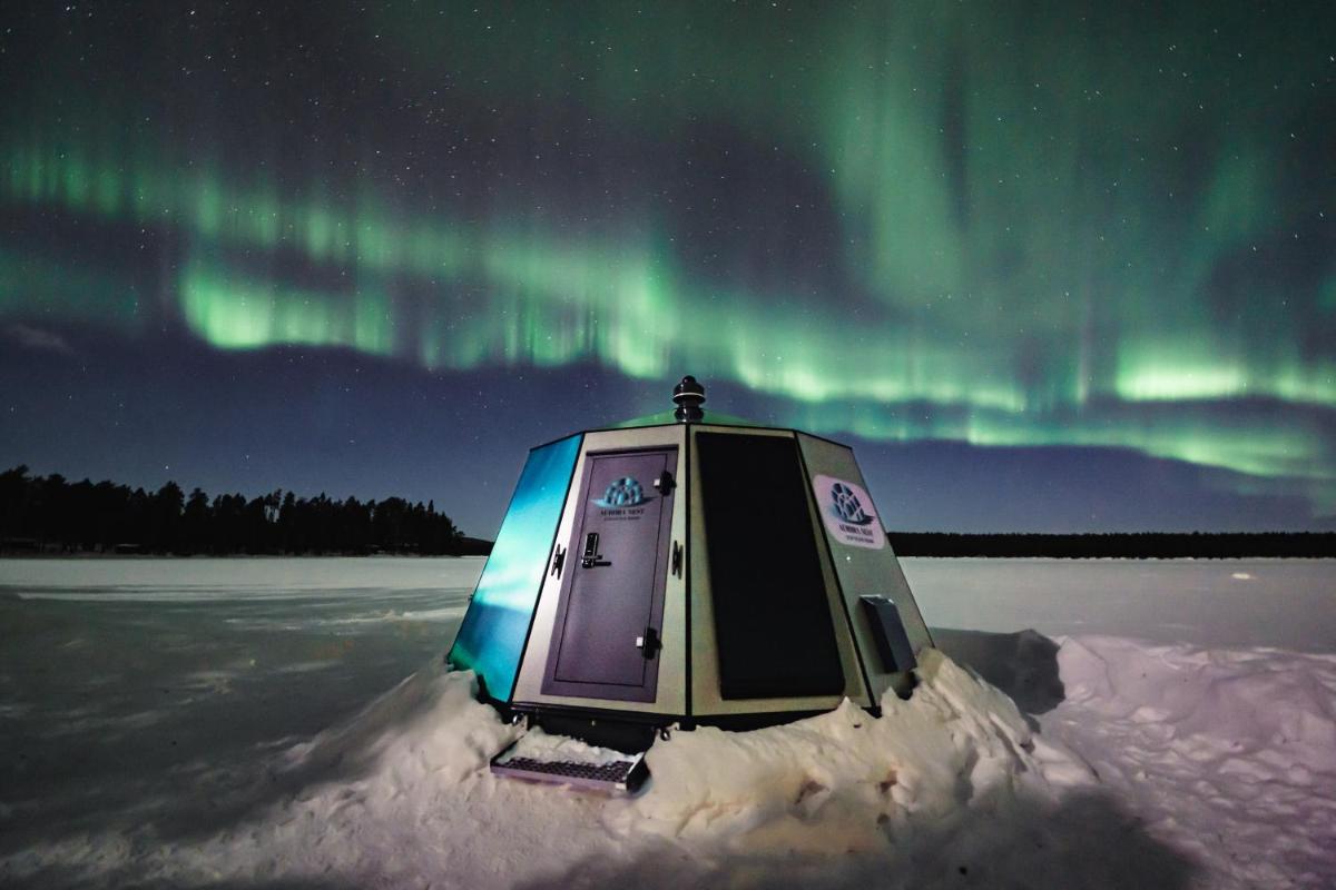 Aurora Nest – Eco Glass Igloo view 2