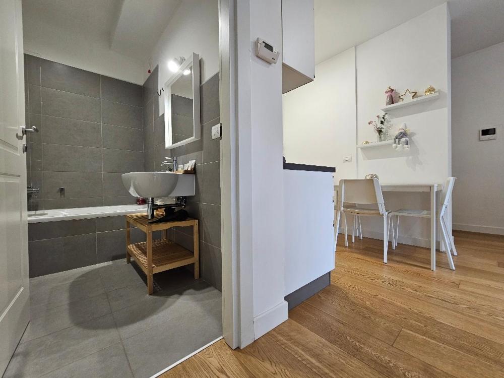 THE TWELVE - Via Ruggero D'andreotto Apartment view 4