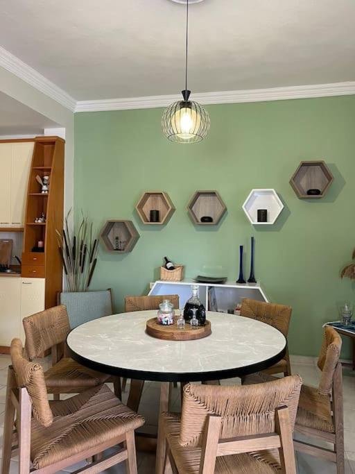 Marvic House