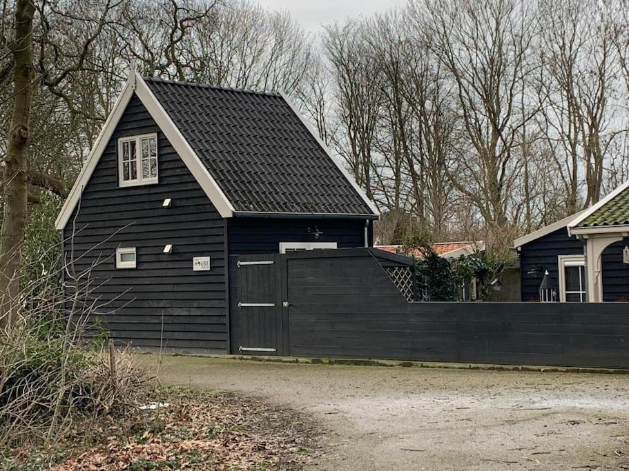 Tiny House Tholen view 2