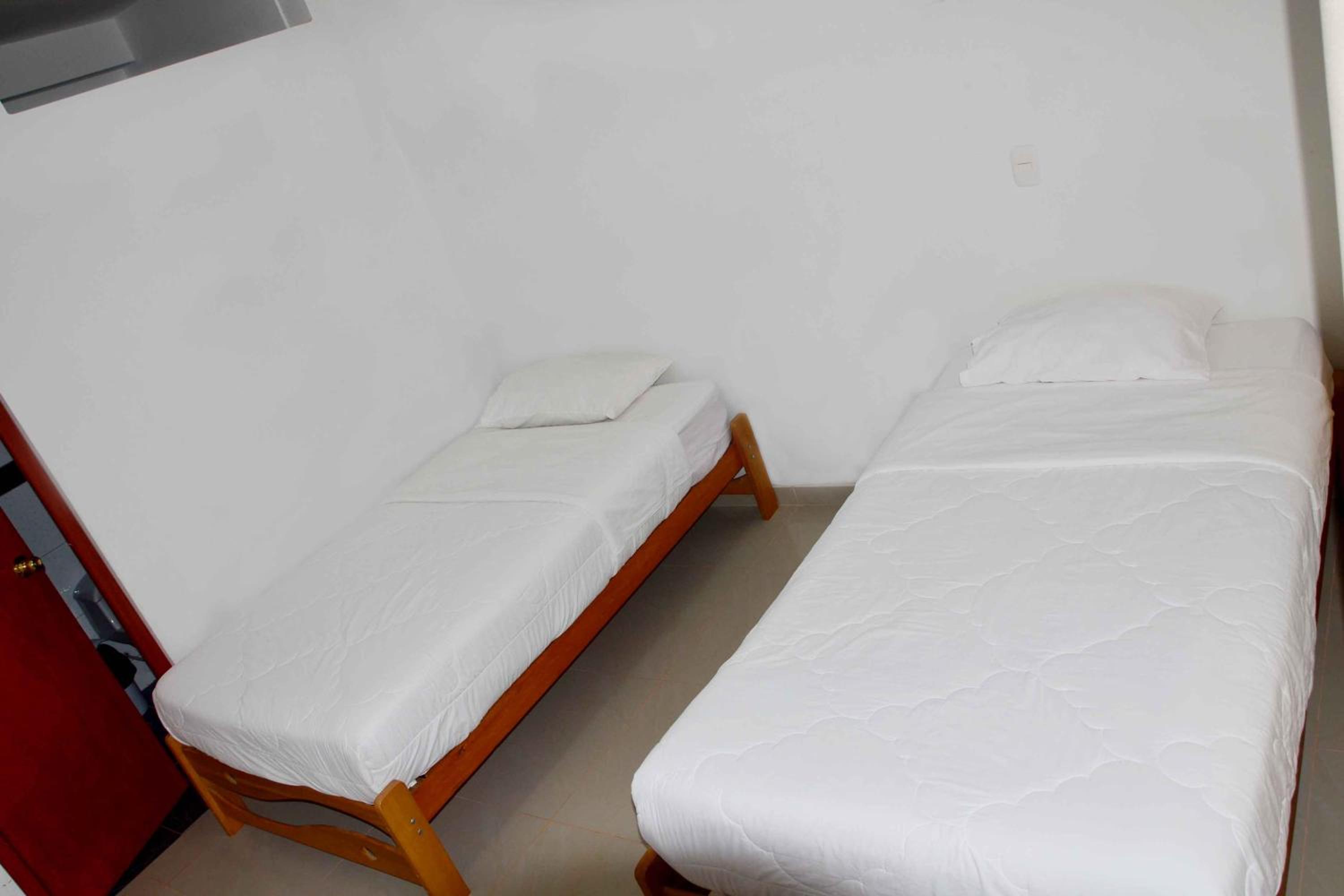 HOSPEDAJE LINDA LIRIO