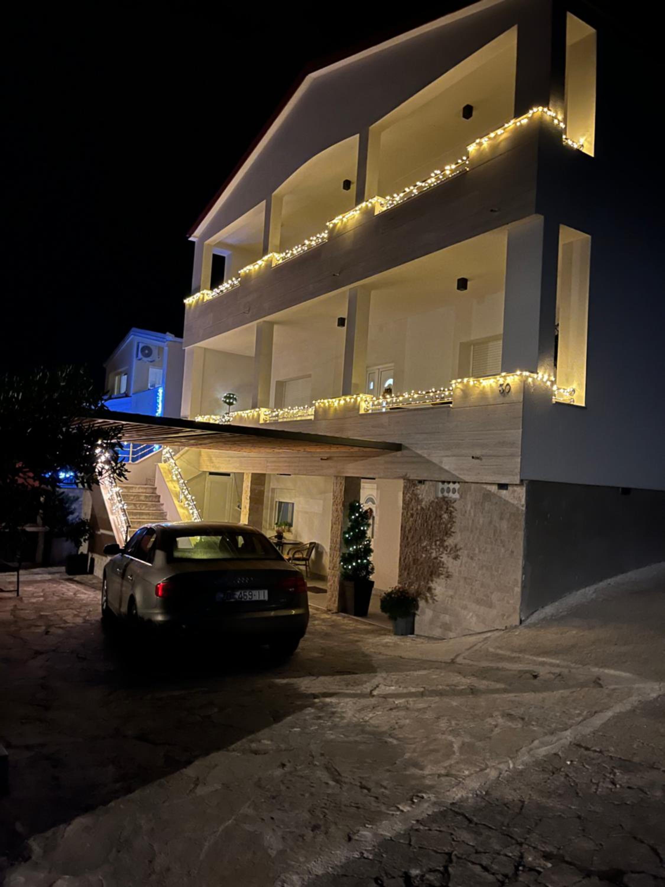 Apartmani Tomeri