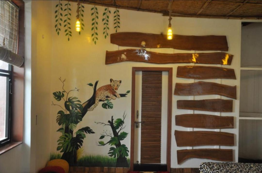 Leopard Farmhouse
