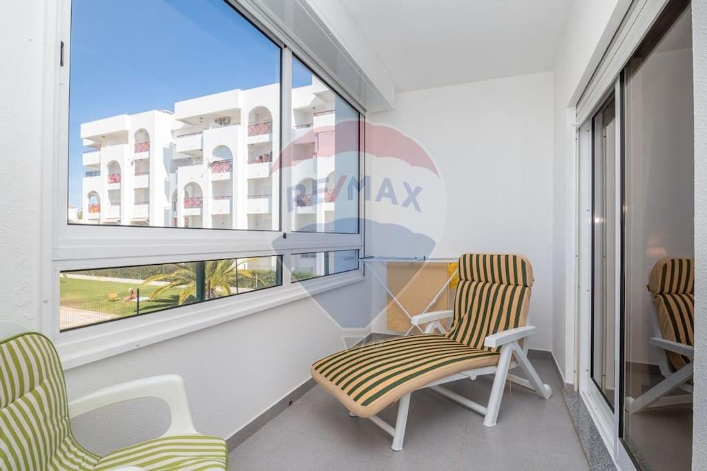 Magnifique appartement 500m de la plage avec piscine view 3