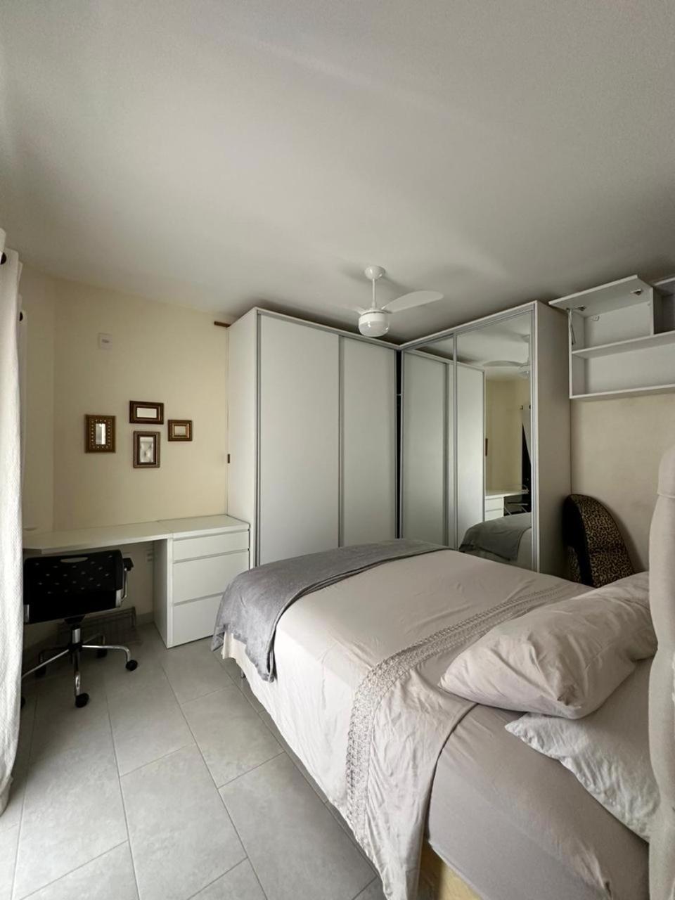 Apartamento na praia Garopaba San Pietro Apto 201