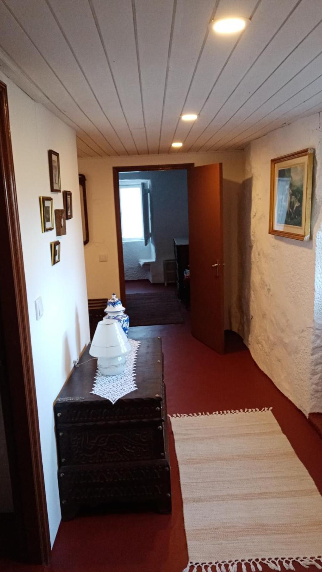 Photo 34