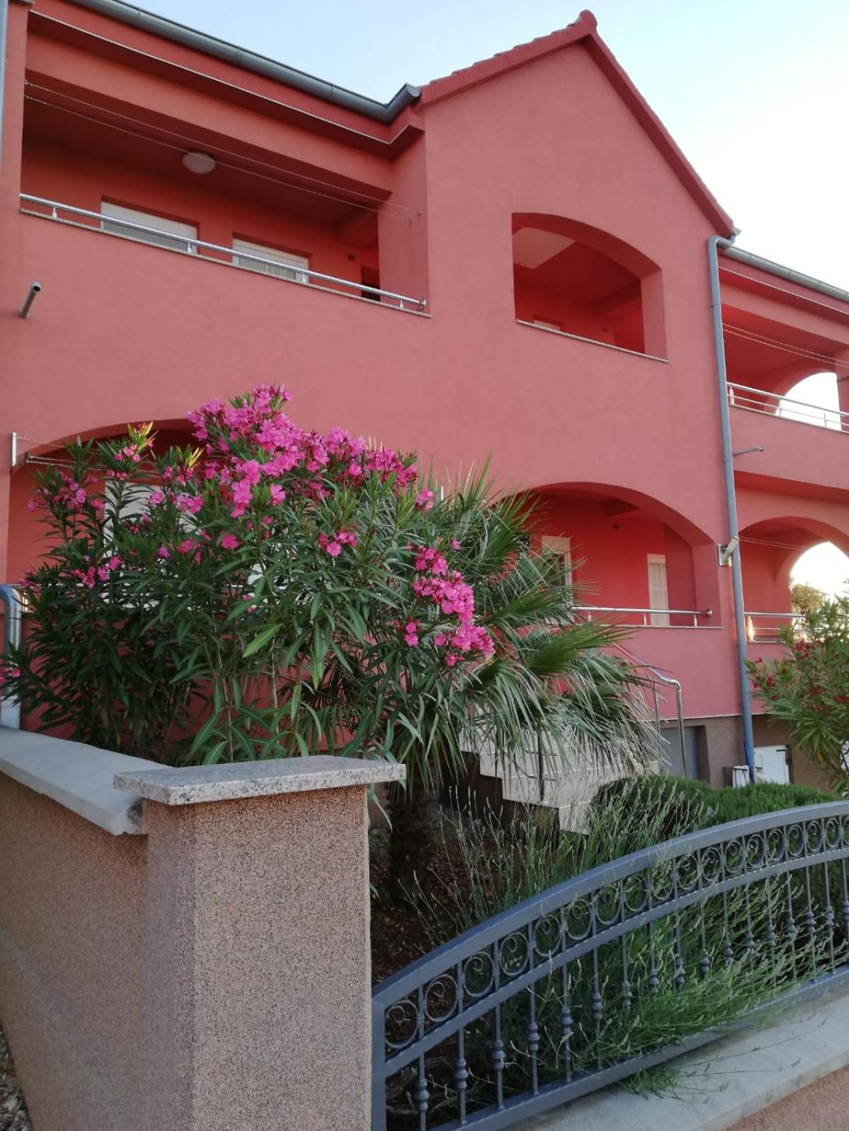 Apartmani Murter Grozdana view 4