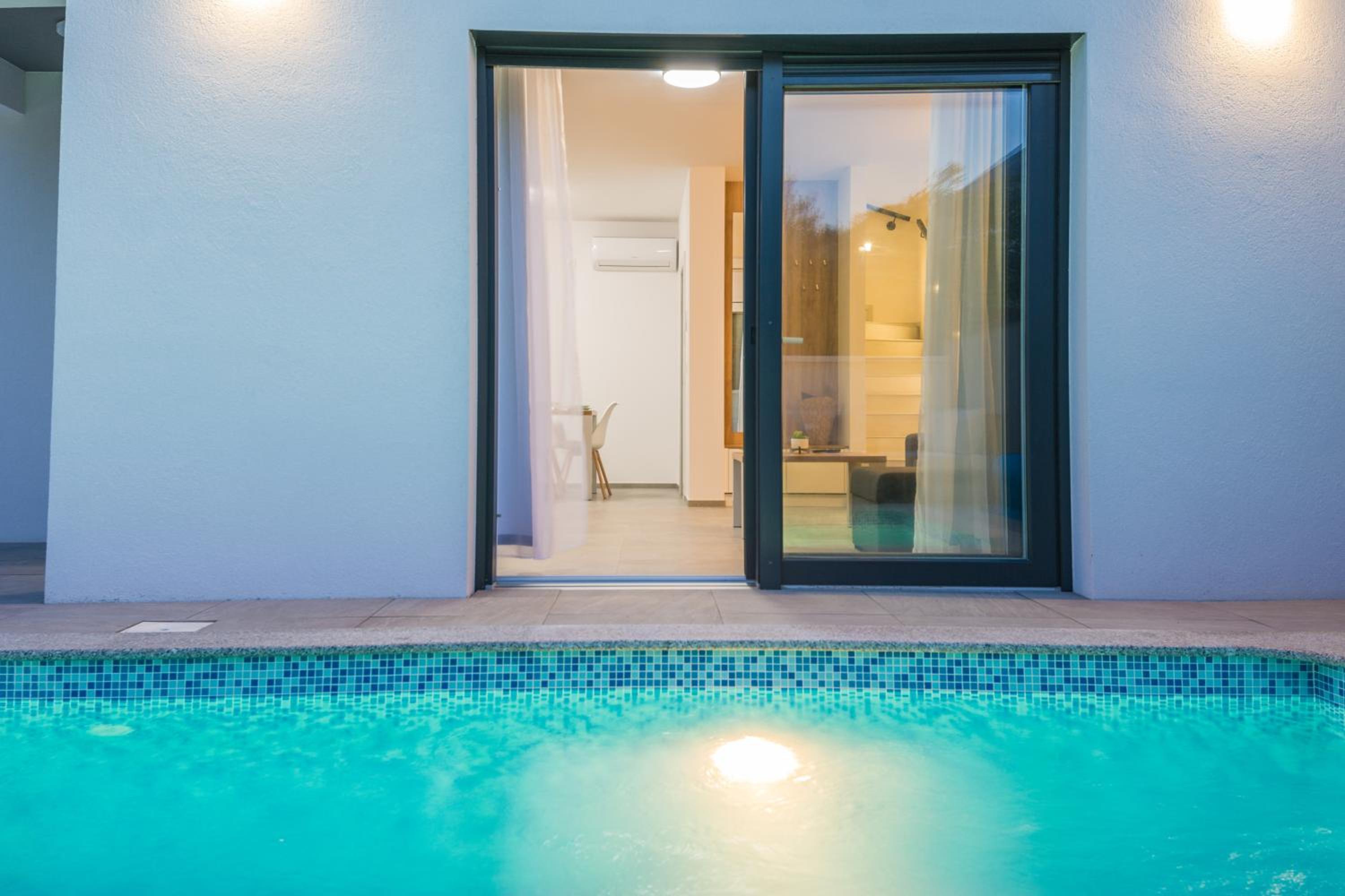 Apartments Spanic Haus mit Pool