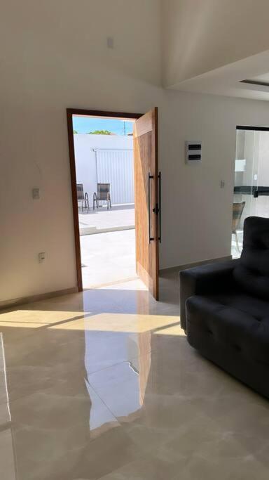 Casa nova e linda para curtir suas férias