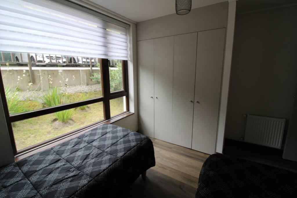 TuArriendoCL-MPHA106 Gran Depto en Pto Varas 3D2B 6PAX sin vista primer piso con jardin