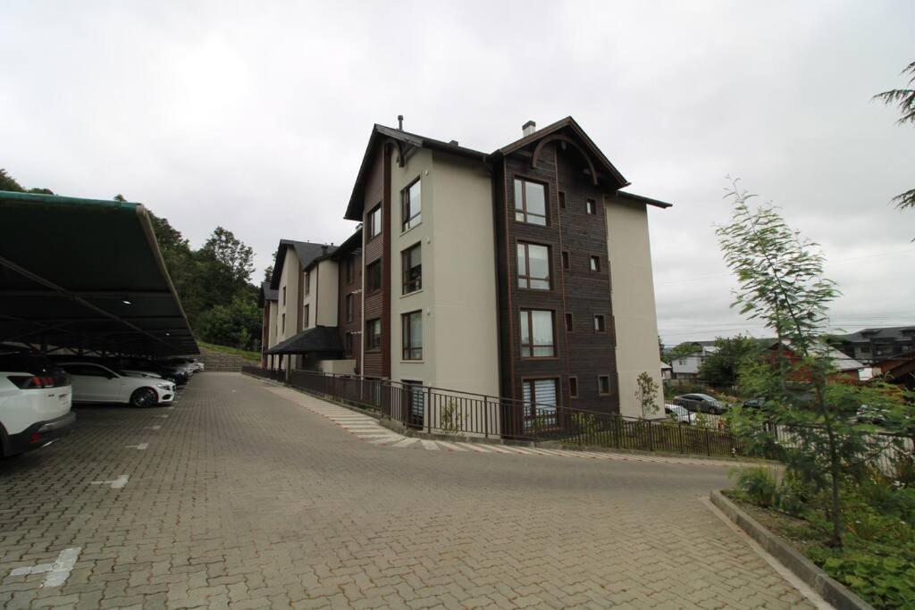TuArriendoCL-MPHA106 Gran Depto en Pto Varas 3D2B 6PAX sin vista primer piso con jardin