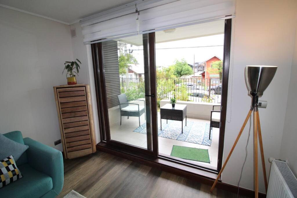 TuArriendoCL-MPHA106 Gran Depto en Pto Varas 3D2B 6PAX sin vista primer piso con jardin