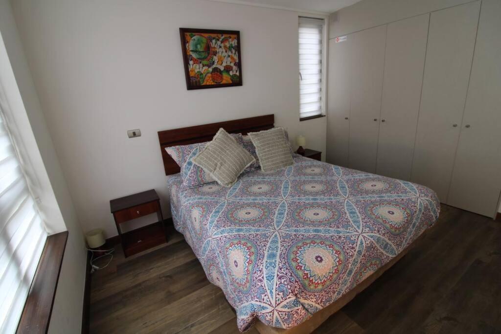 TuArriendoCL-MPHA106 Gran Depto en Pto Varas 3D2B 6PAX sin vista primer piso con jardin