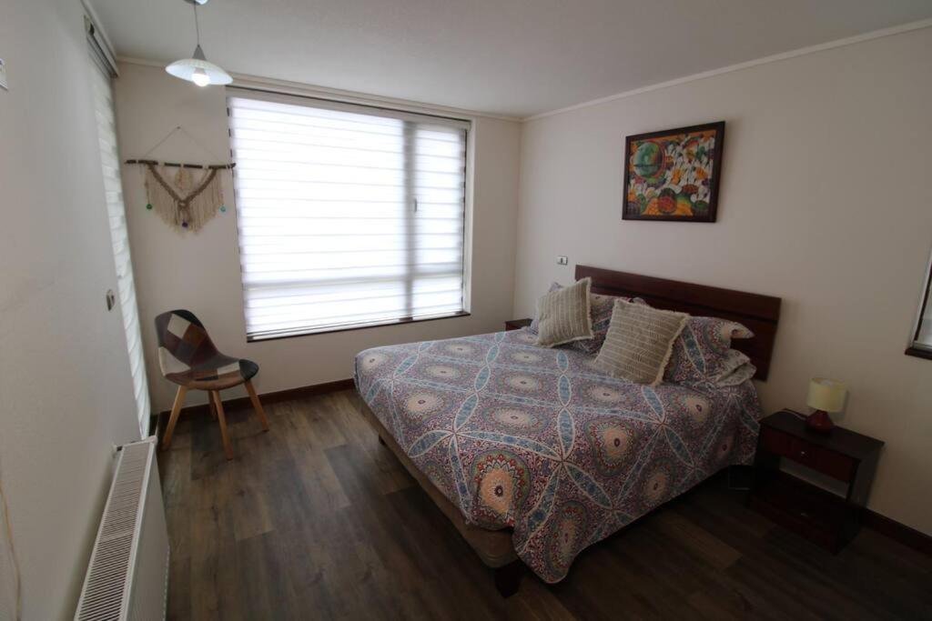 TuArriendoCL-MPHA106 Gran Depto en Pto Varas 3D2B 6PAX sin vista primer piso con jardin