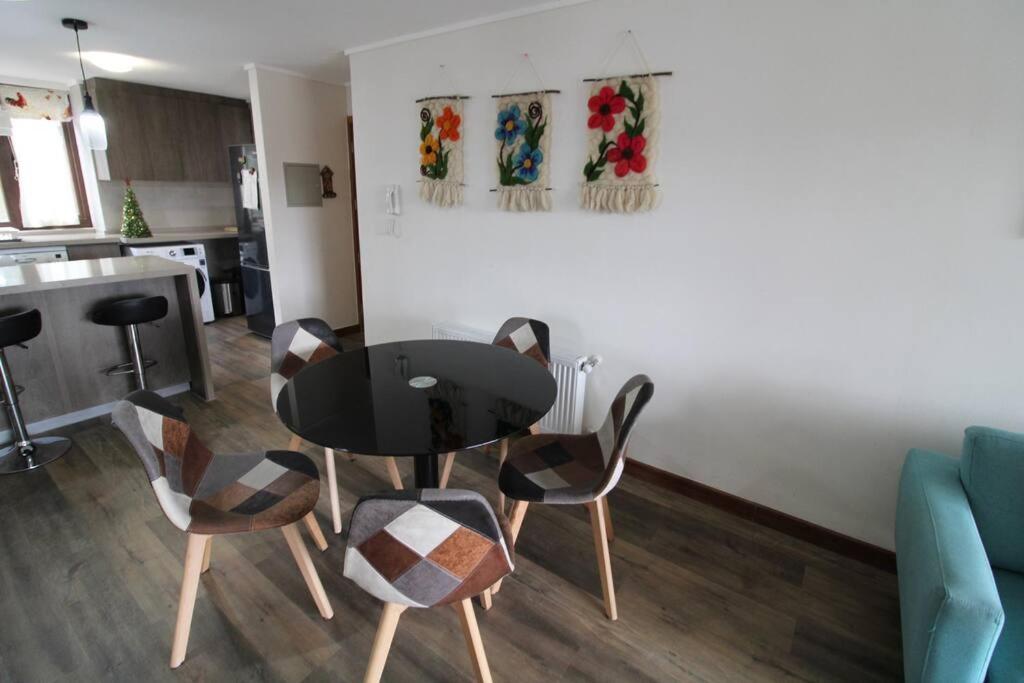 TuArriendoCL-MPHA106 Gran Depto en Pto Varas 3D2B 6PAX sin vista primer piso con jardin